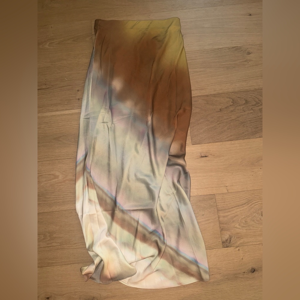 Dolce Golden Ombre Satin Maxi Skirt - Picture 3 of 3
